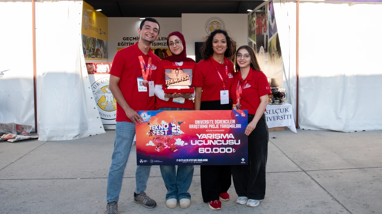 Selçuk Üniversitesi, TEKNOFEST 2025’i 4 ödülle tamamladı